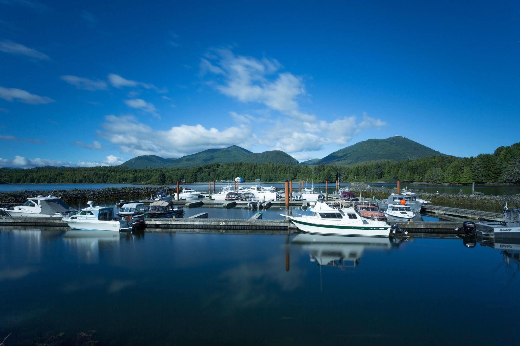 Island West Resort Ucluelet Kültér fotó